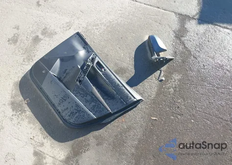 2018 Toyota Corolla L from USA, damaged, VIN 2T1BURHE0JC068646